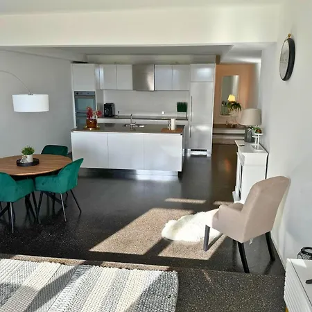 Appartement Isaak Stadtjuwel *